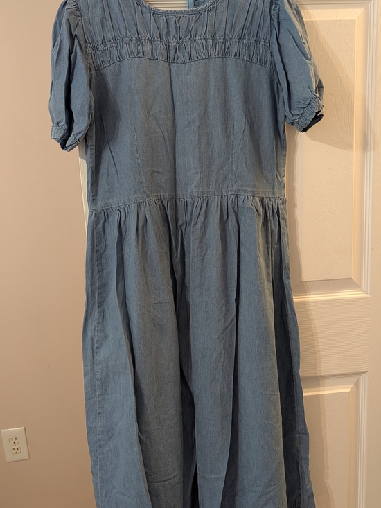 Neuflora Dresses & Skirts - Neuflora Light Weight Denim Dress
